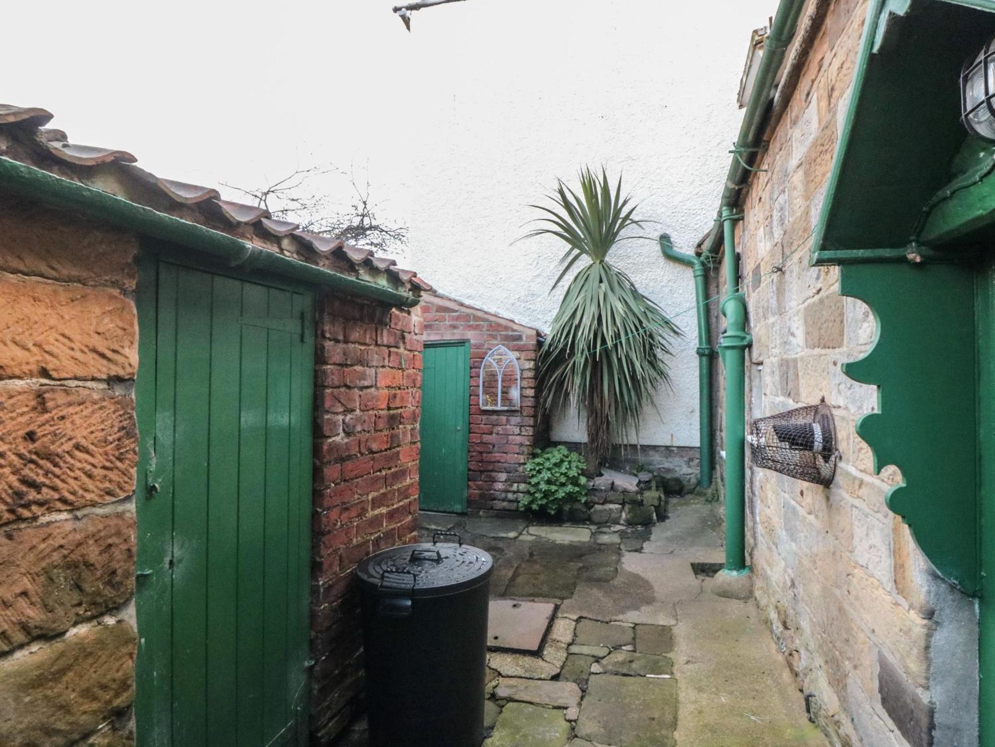 Newton Cottage Γουίτμπι Εξωτερικό φωτογραφία